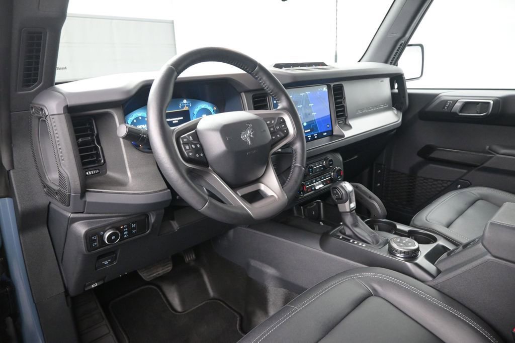 Used 2025 Ford Bronco Badlands AWD/4WD image 17