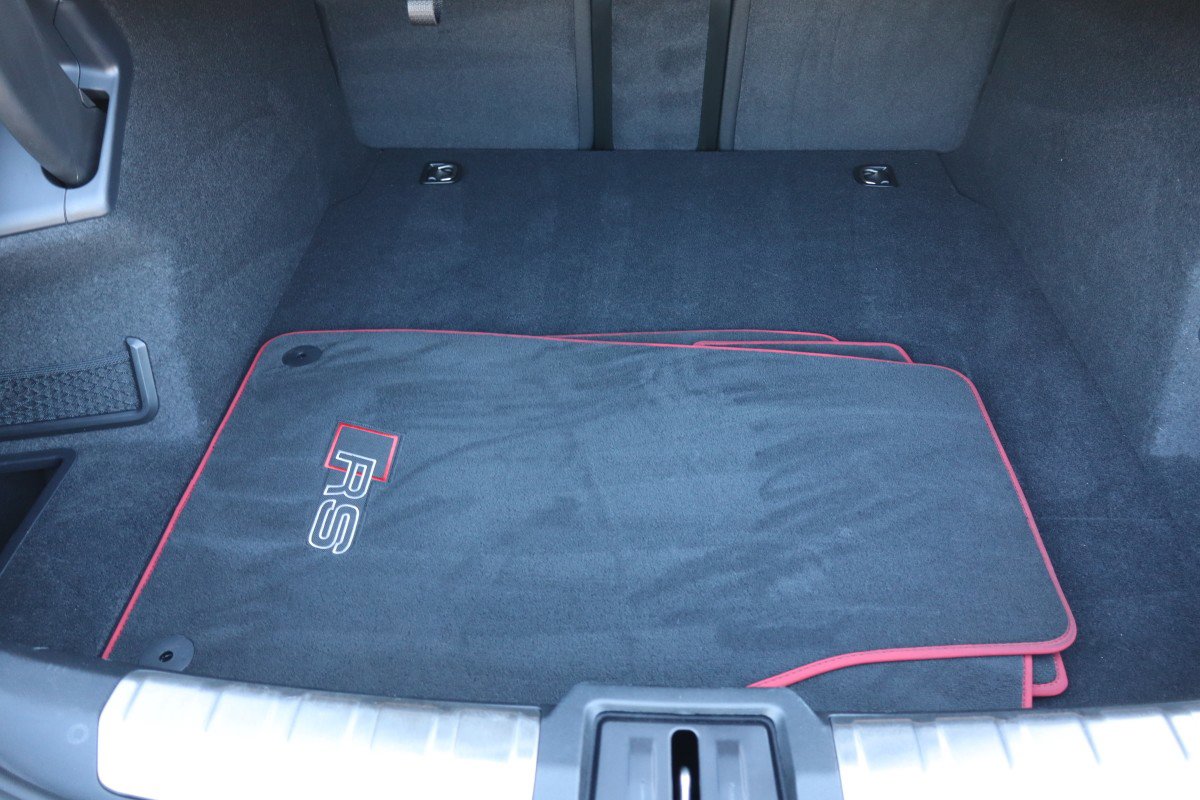 Used 2023 Audi RS e-tron GT image 25