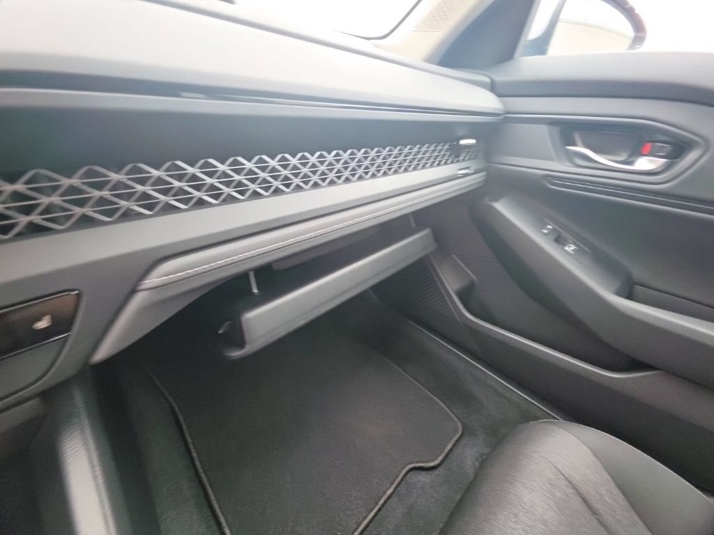 Certified 2023 Honda Accord EX image 21