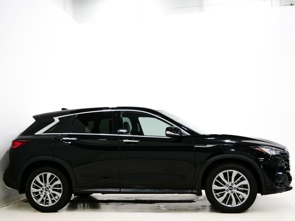 Used 2023 INFINITI QX50 Pure image 4