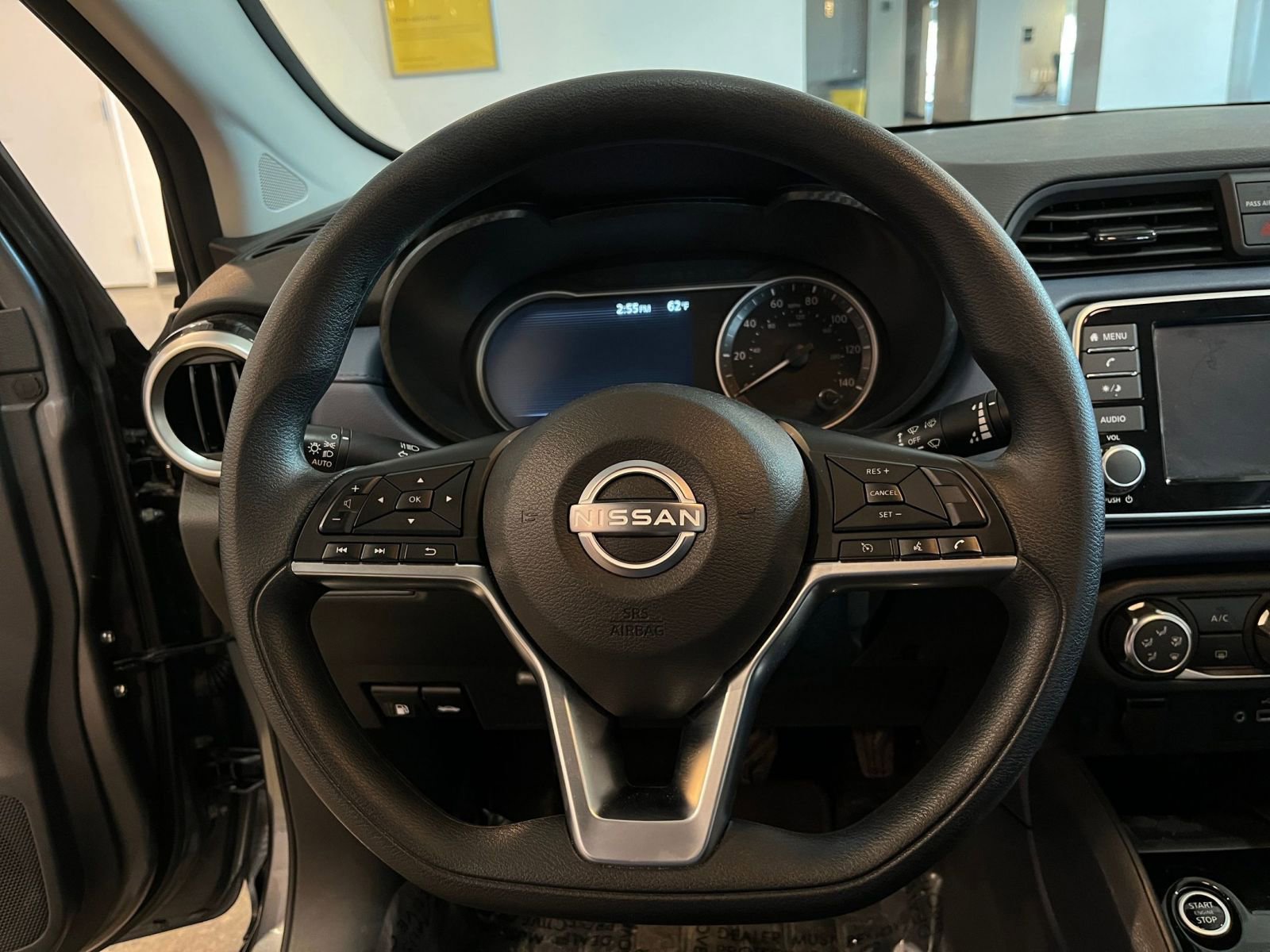 Used 2025 Nissan Versa SV image 27