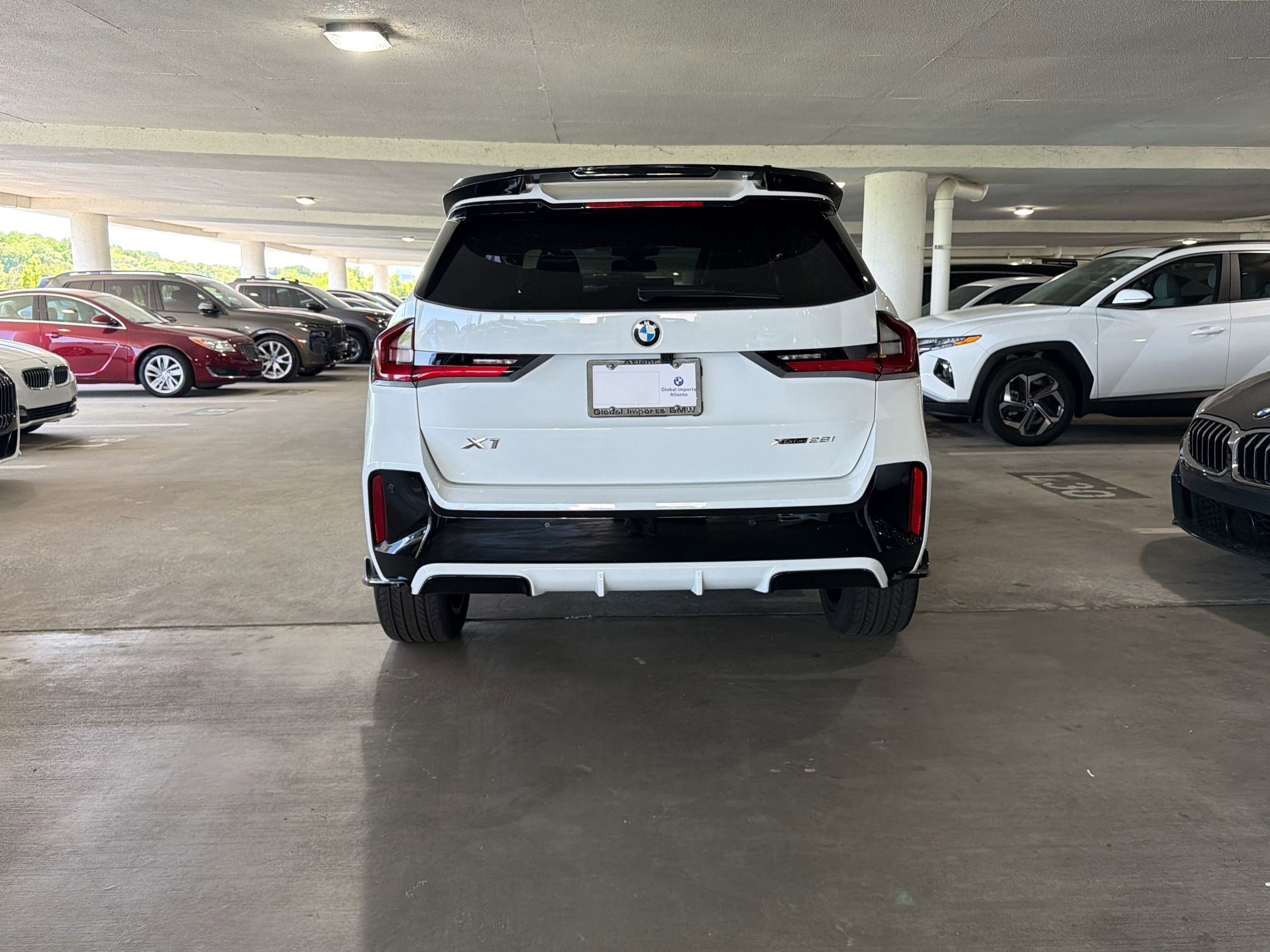 Used 2026 BMW X1 xDrive28i w/ Technology Package image 8