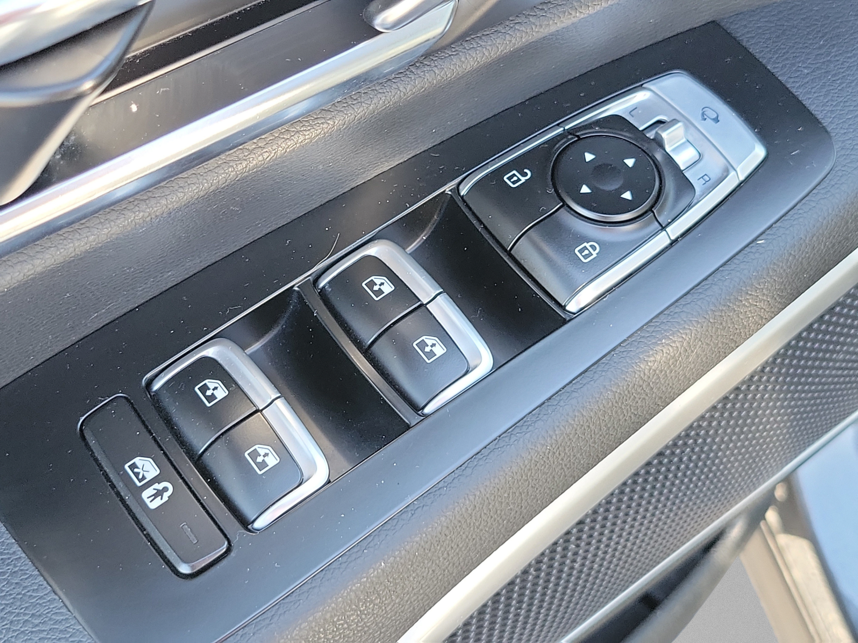 Used 2022 Kia Telluride EX FWD image 20