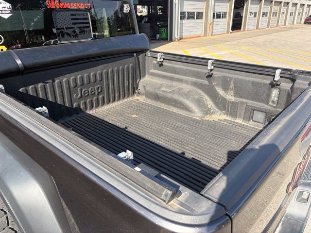 Used 2020 Jeep Gladiator Sport AWD/4WD image 4