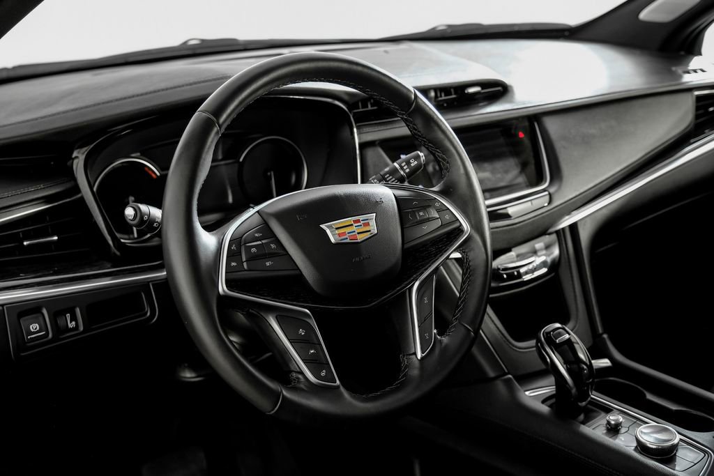 Used 2024 Cadillac XT5 Premium Luxury image 13