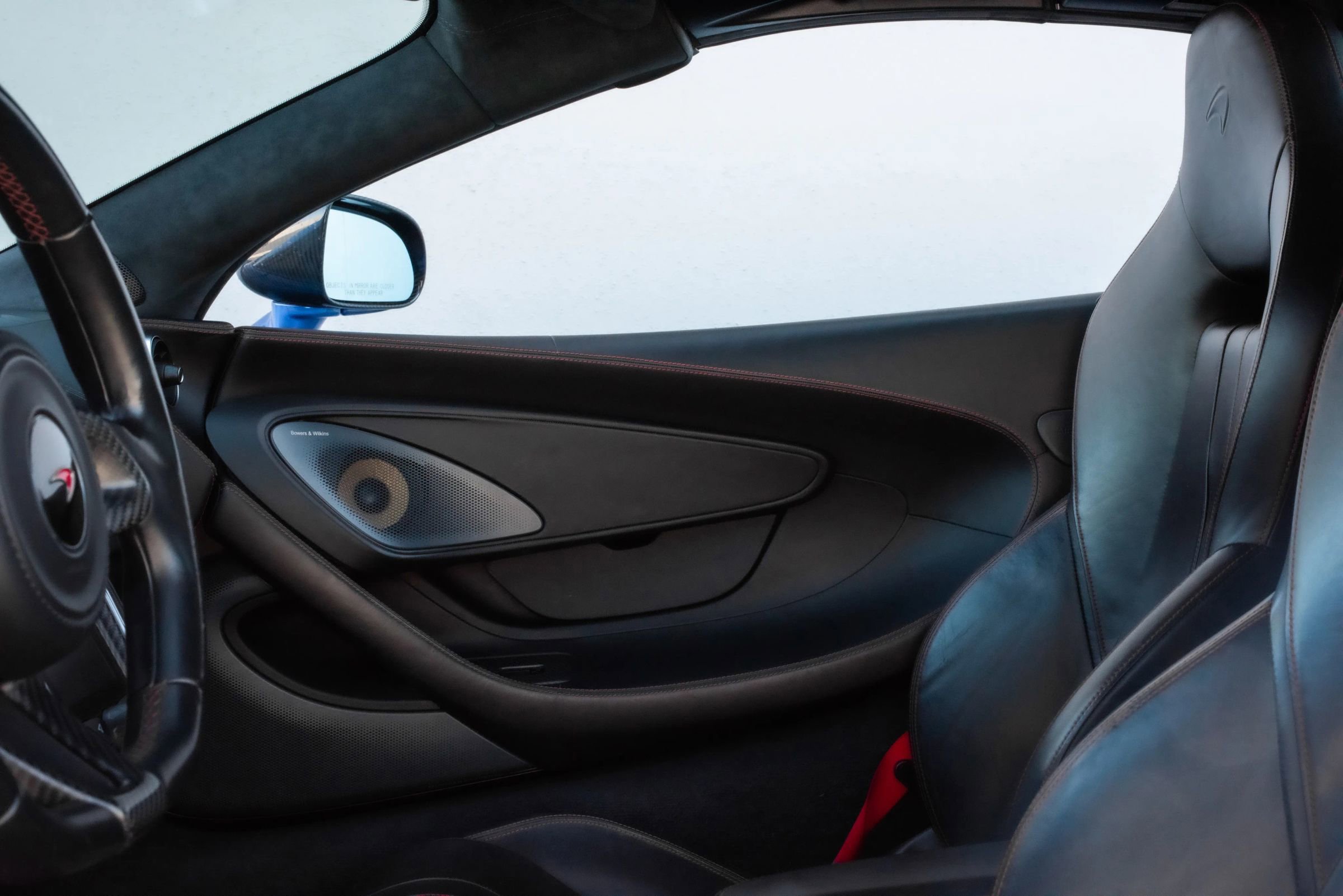 Used 2018 McLaren 570S Spider RWD image 13