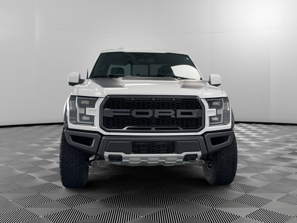 Used 2019 Ford F150 Raptor w/ Equipment Group 802A Luxury AWD/4WD image 3