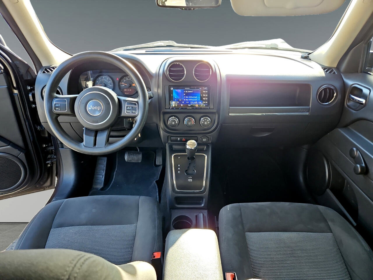 Used 2016 Jeep Patriot Sport image 10