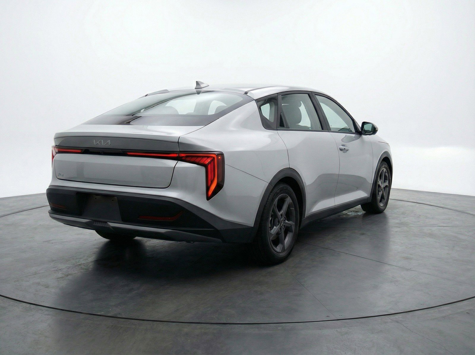 Used 2025 Kia K4 LXS image 9