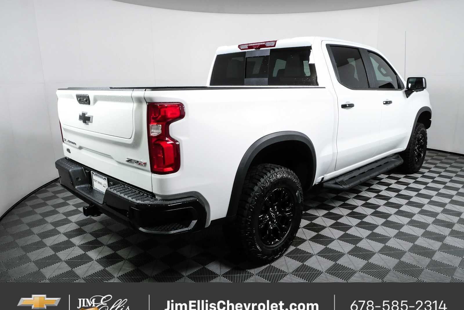 New 2026 Chevrolet Silverado 1500 ZR2 AWD/4WD image 3