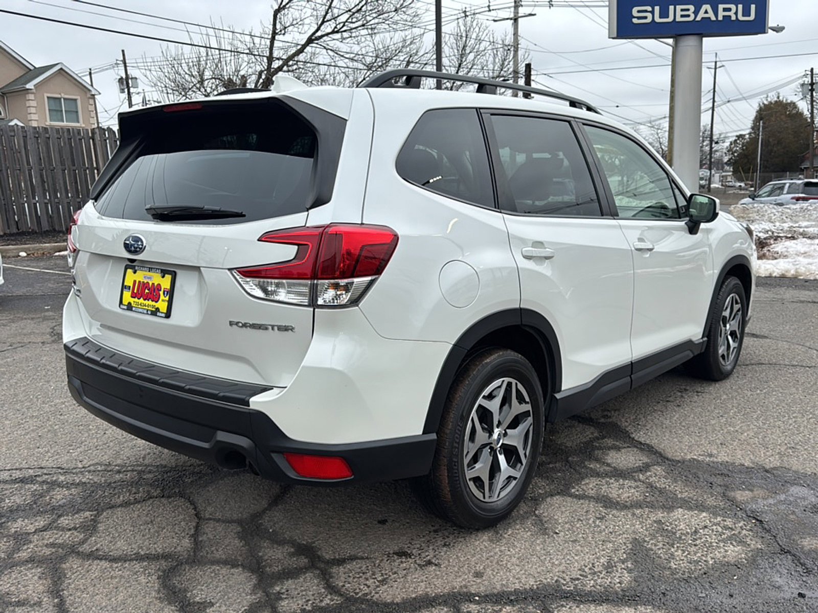 Certified 2023 Subaru Forester Premium AWD/4WD image 5
