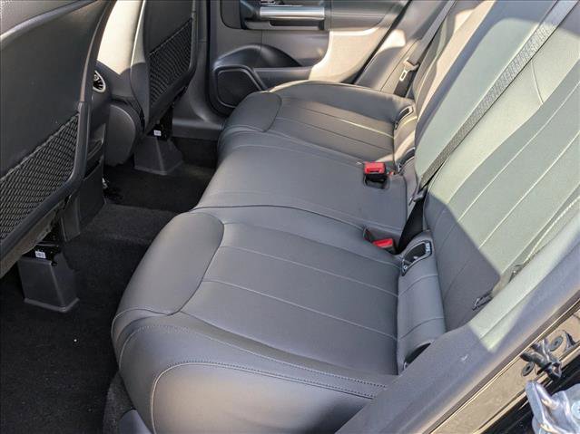 Used 2026 Mercedes-Benz GLA 250 image 18