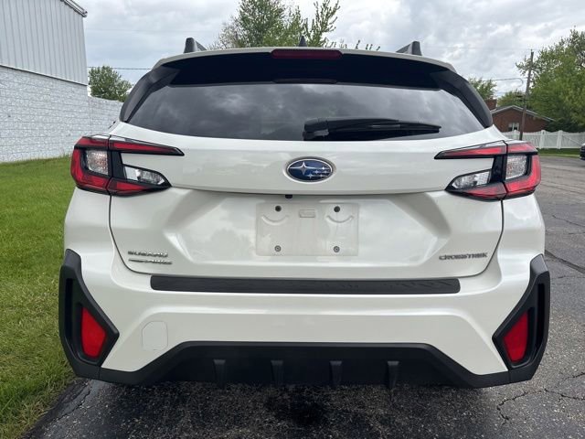 Used 2024 Subaru Crosstrek 2.0i Premium AWD/4WD image 11