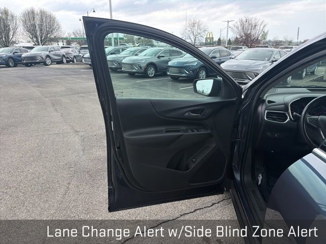 Used 2018 Chevrolet Equinox LT image 29