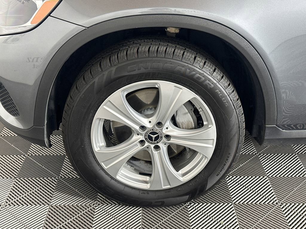 Used 2018 Mercedes-Benz GLC 300 4MATIC image 12