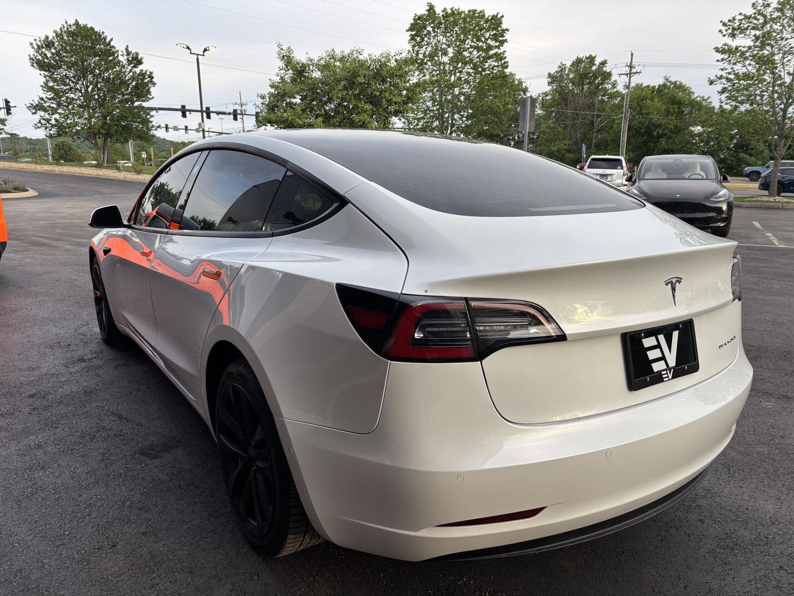 Used 2022 Tesla Model 3 Long Range AWD/4WD image 6
