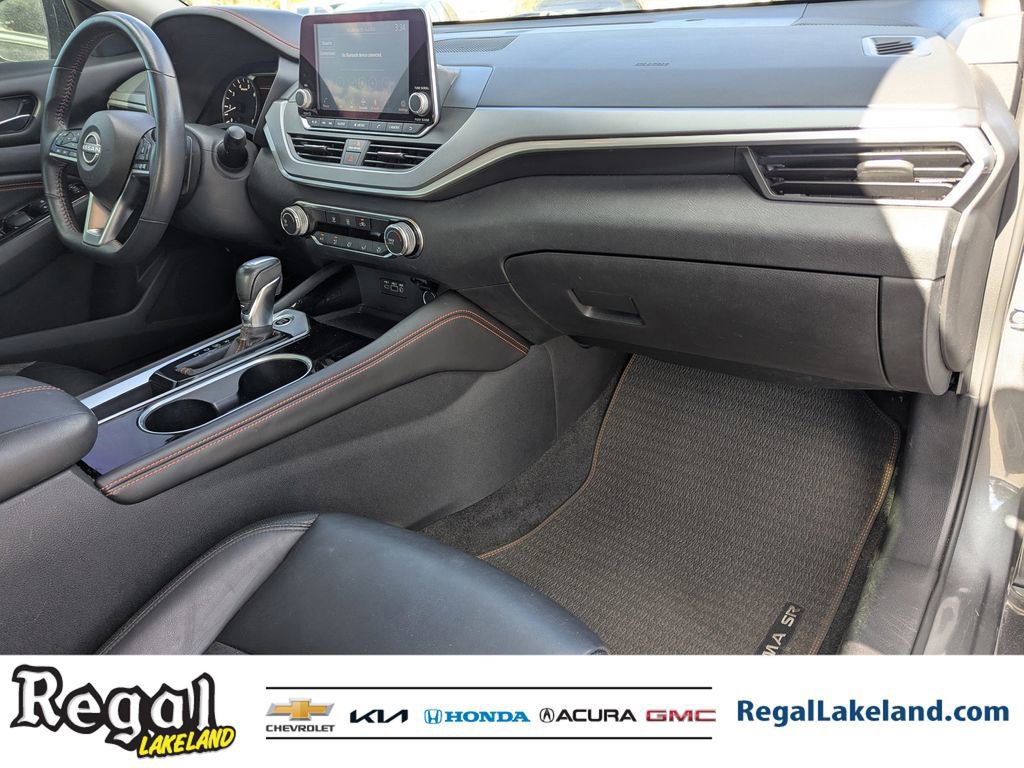 Used 2023 Nissan Altima 2.5 SR image 10