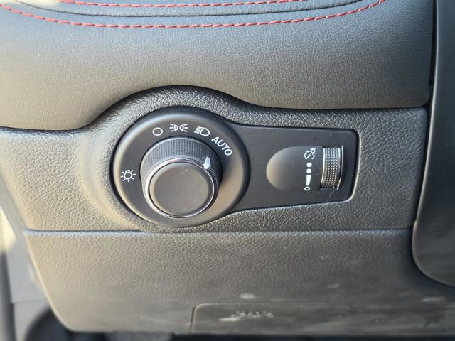 Certified 2024 Dodge Durango R/T RWD image 32