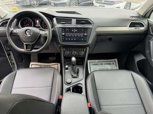 Certified 2020 Volkswagen Tiguan SE w/ Panoramic Sunroof Package AWD/4WD image 14