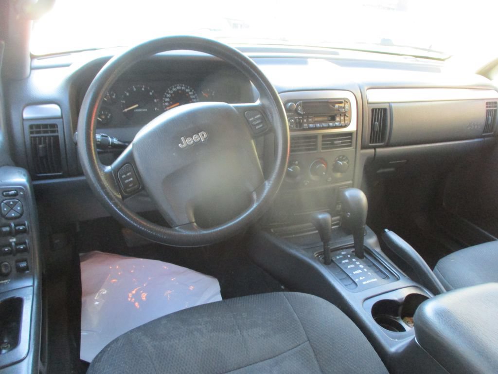 Used 2003 Jeep Grand Cherokee Laredo AWD/4WD image 7