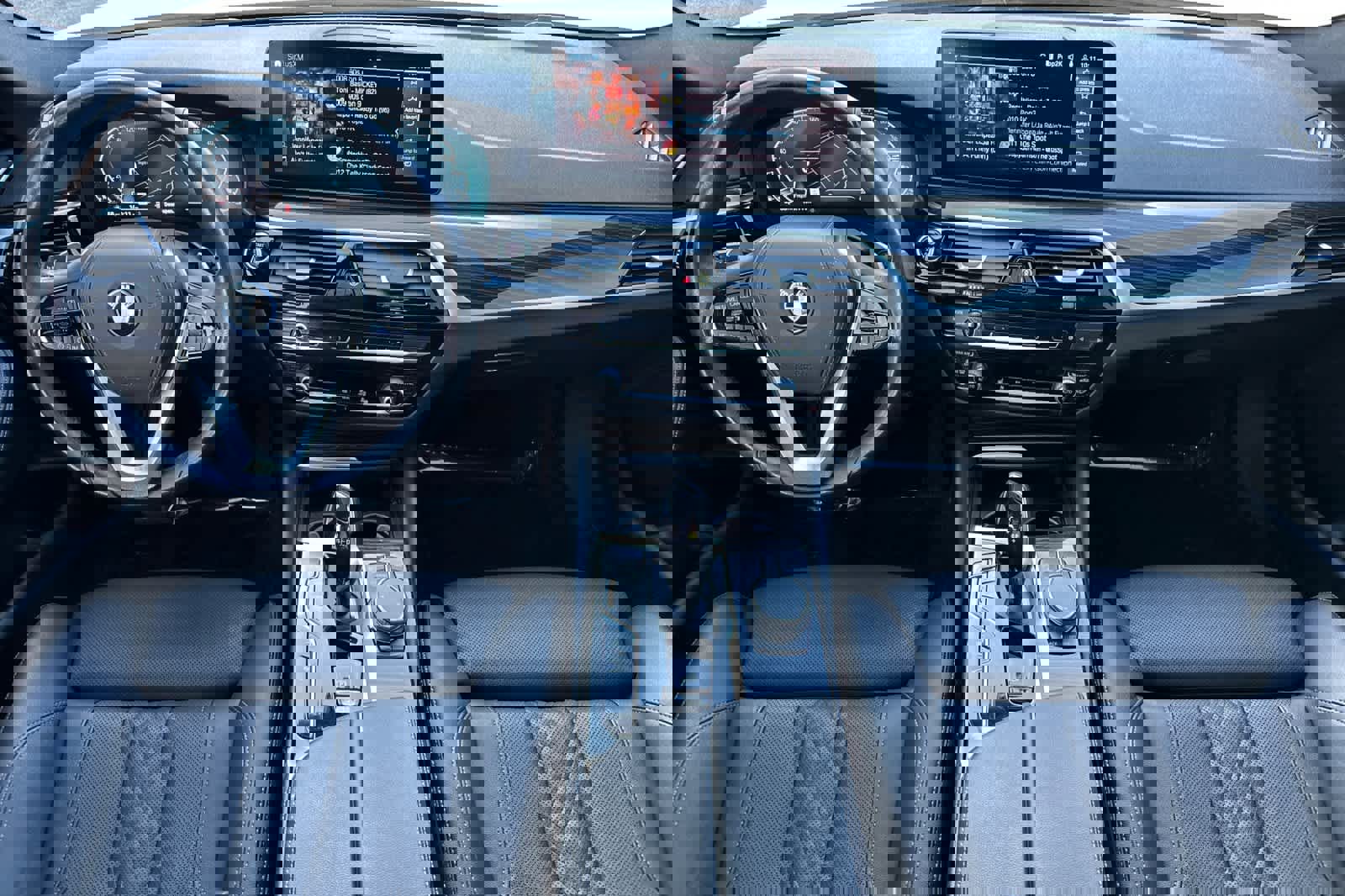 Certified 2023 BMW 530e w/ Convenience Package image 3