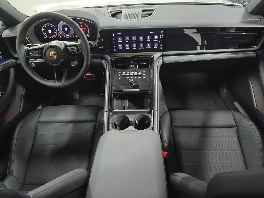 Certified 2025 Porsche Panamera RWD image 13