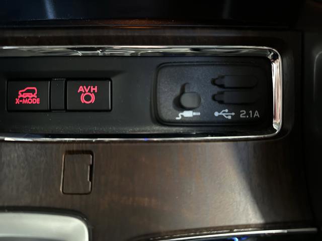 Used 2022 Subaru Ascent Touring image 24