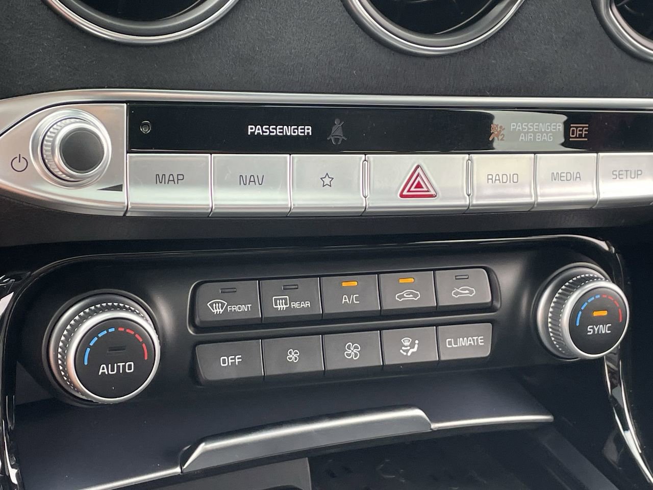 Certified 2023 Kia Stinger GT2 w/ Option Group 015 image 26