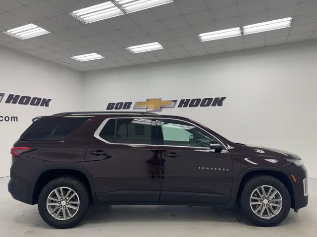Used 2023 Chevrolet Traverse LT FWD image 4