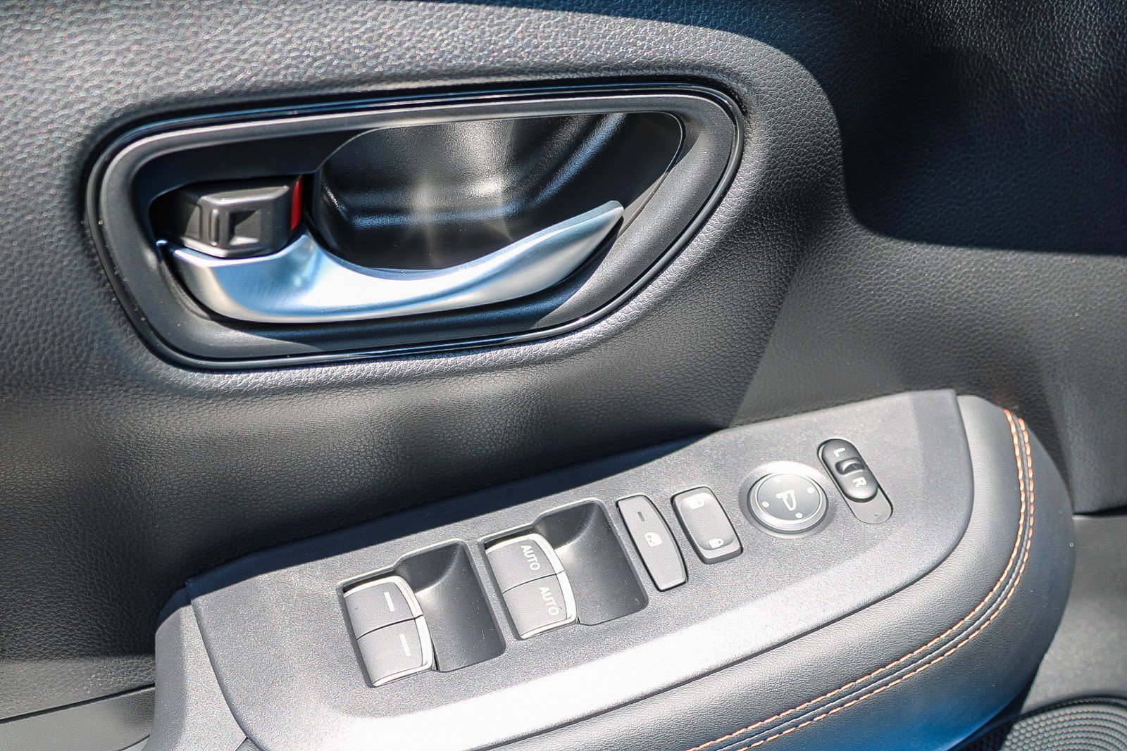 Certified 2026 Honda HR-V Sport image 22