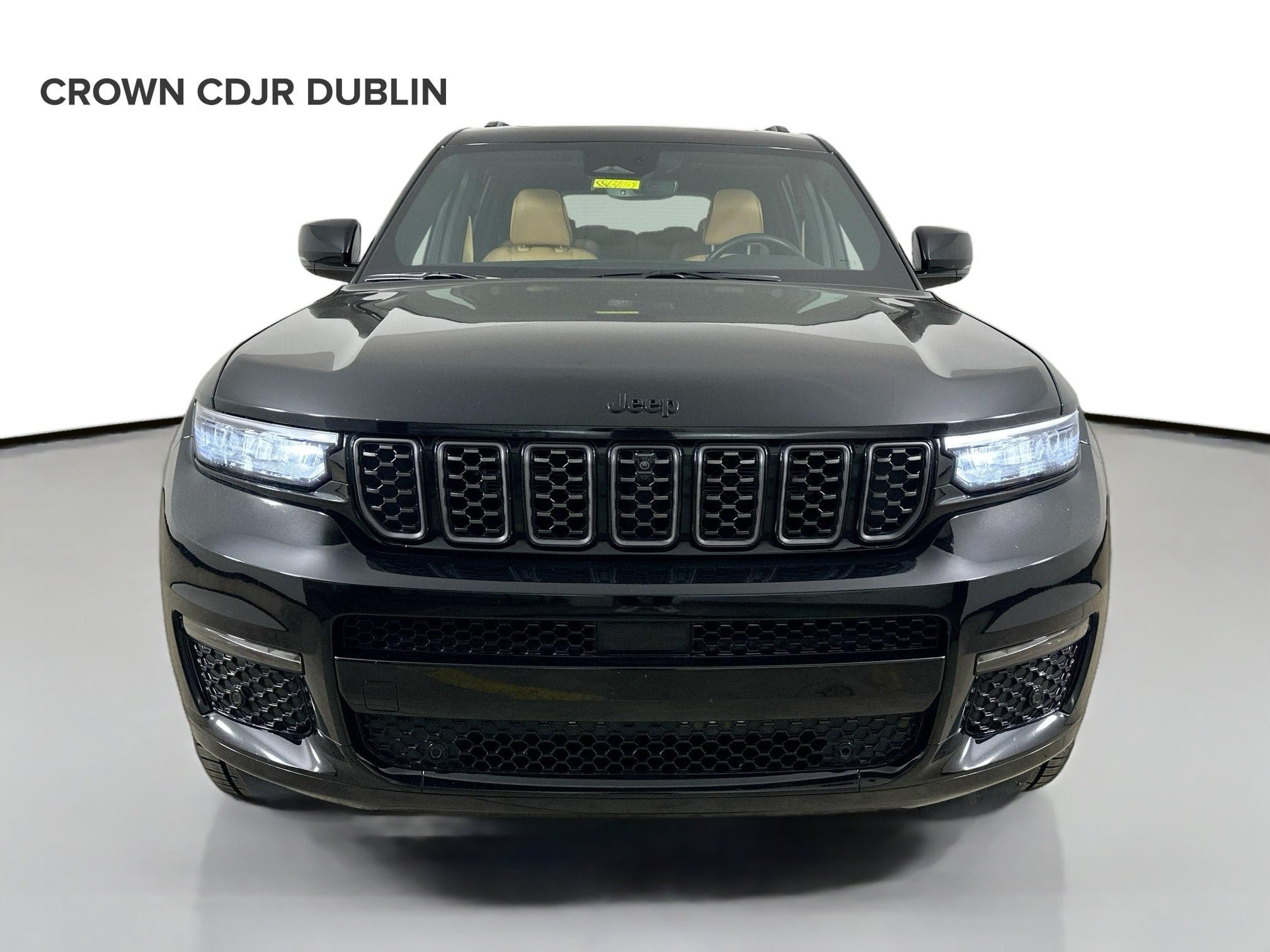 Used 2025 Jeep Grand Cherokee L Summit w/ Obsidian Package AWD/4WD image 2