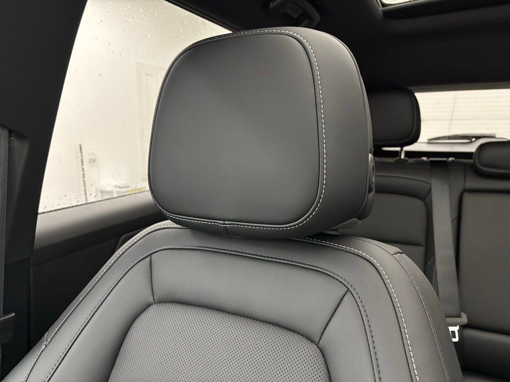 New 2026 GMC Terrain Elevation w/ Elevation Premium Package image 35