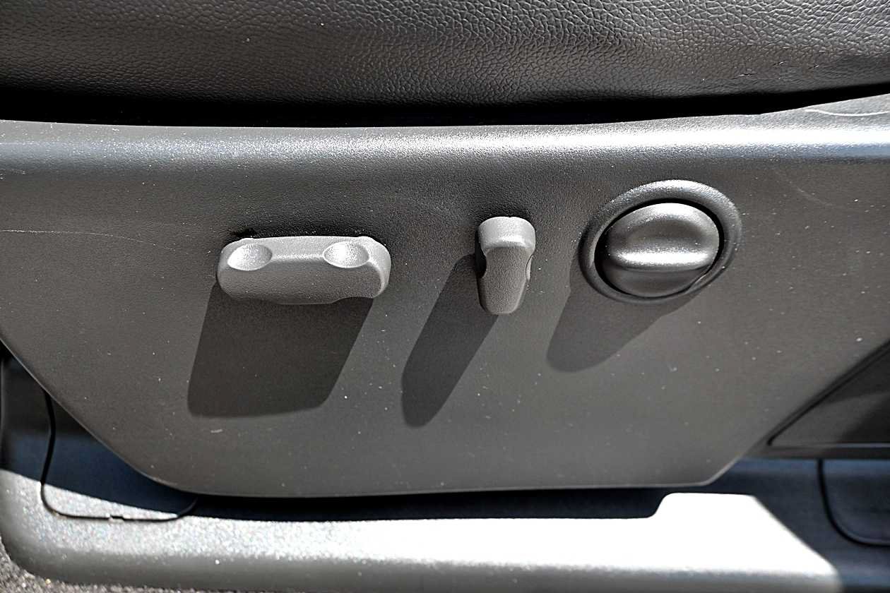 Used 2009 Chevrolet Silverado 2500 LTZ AWD/4WD image 19