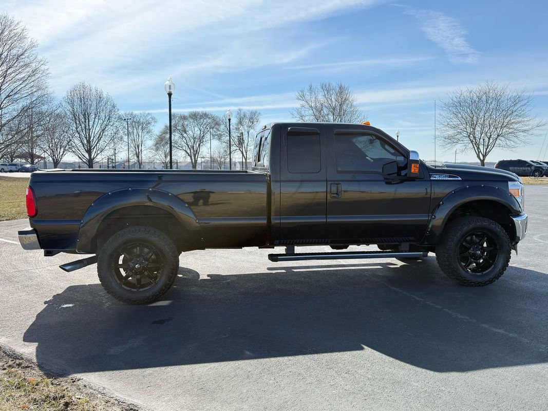 Used 2015 Ford F350 Lariat image 5
