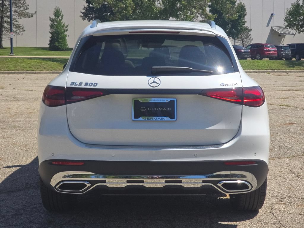 New 2027 Mercedes-Benz GLC 300 4MATIC image 16