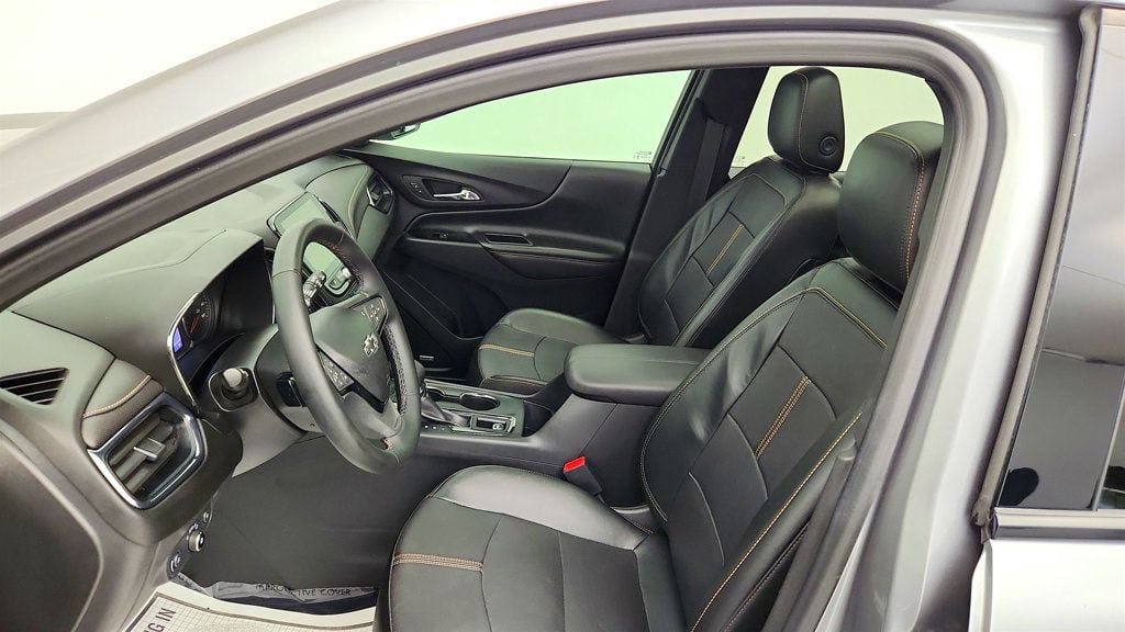 Used 2023 Chevrolet Equinox Premier FWD image 18