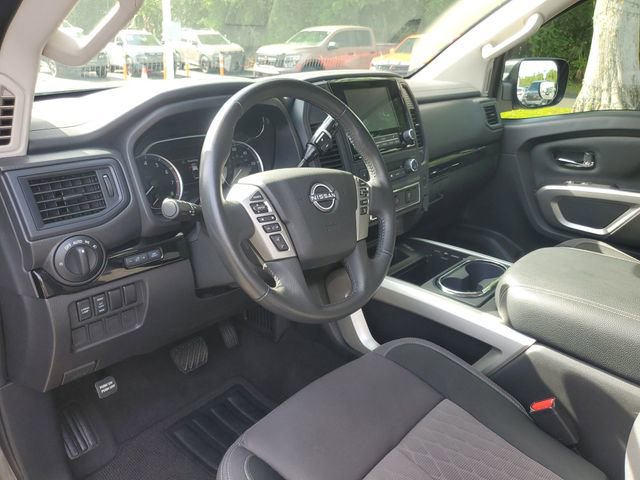 Certified 2024 Nissan Titan SV w/ SV Convenience Package image 16