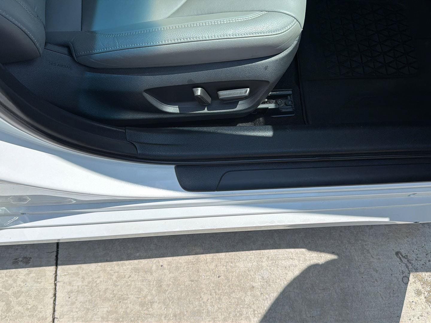 Used 2022 Toyota Avalon XLE w/ Moonroof Package FWD image 38