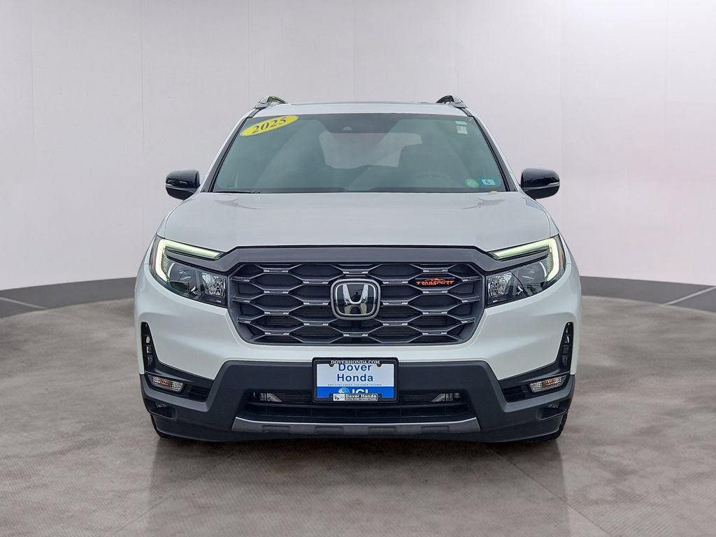 Certified 2025 Honda Passport TrailSport image 2