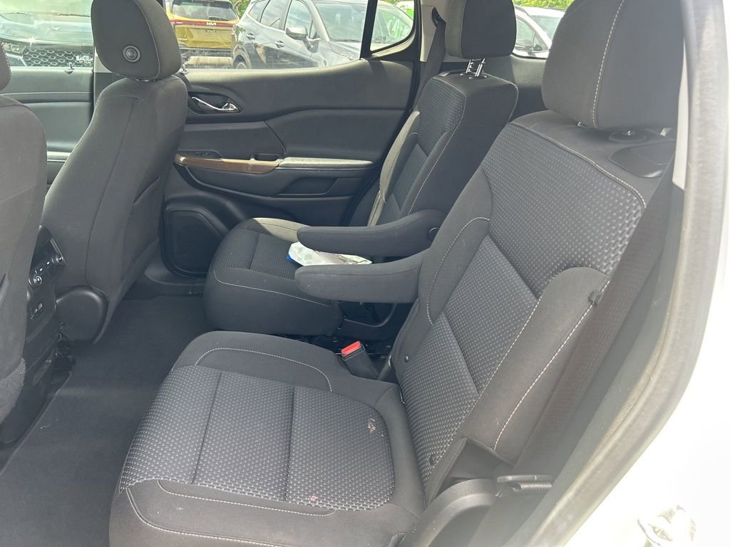 Used 2022 GMC Acadia SLE FWD image 18