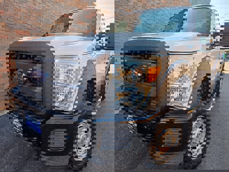 Used 2016 Ford F250 XL w/ Power Equipment Group AWD/4WD image 26