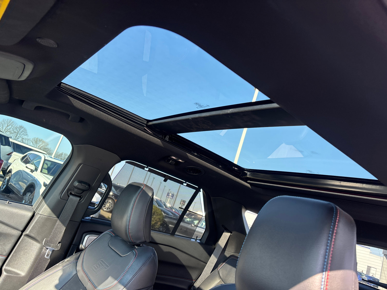 Used 2023 Ford Explorer ST w/ Equipment Group 401A image 25