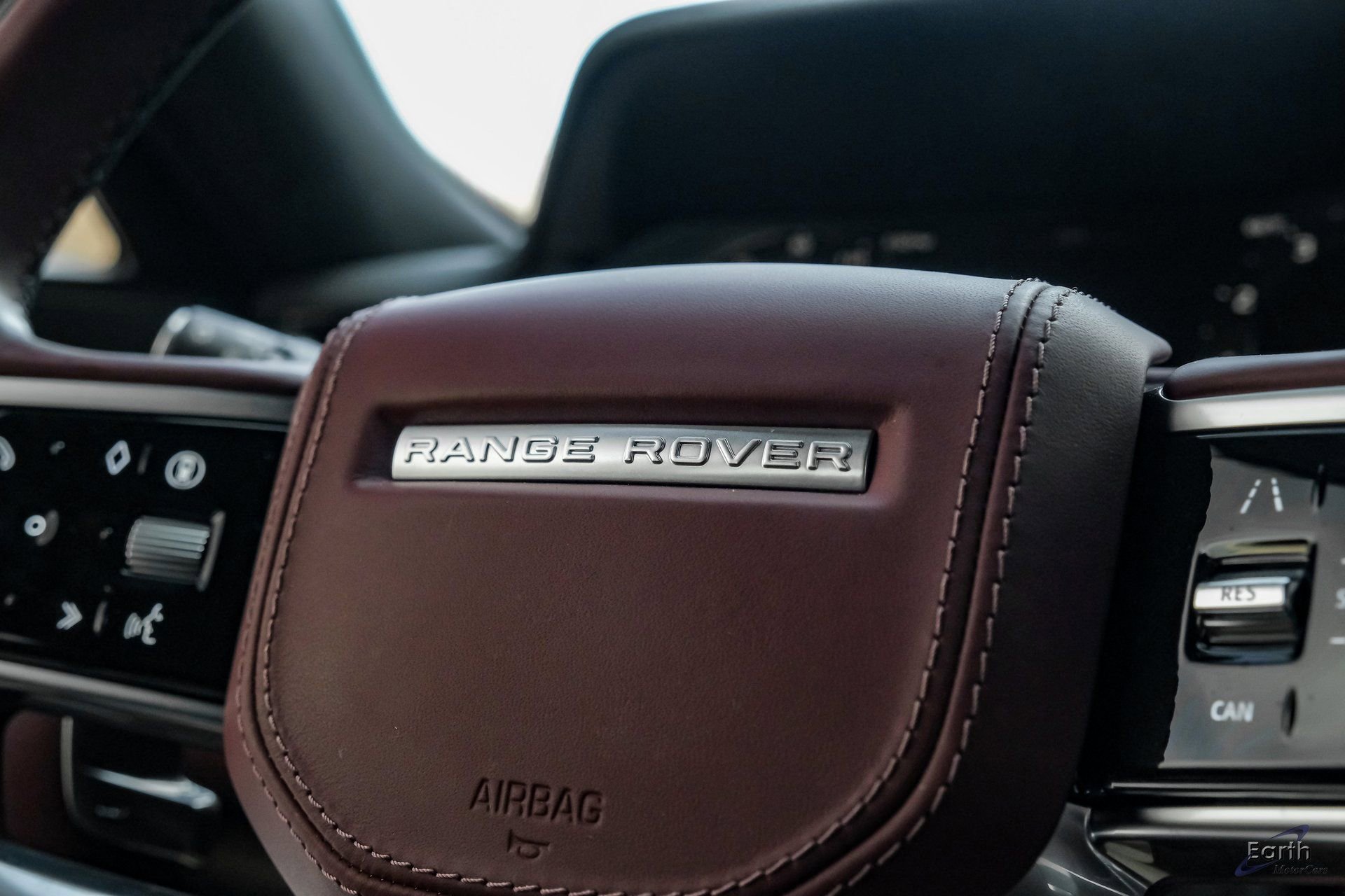 Used 2024 Land Rover Range Rover SE AWD/4WD image 46
