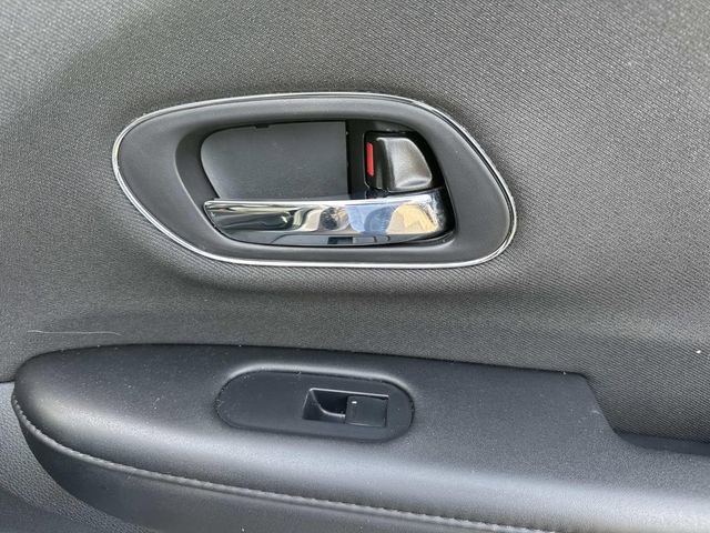 Used 2022 Honda HR-V EX image 20
