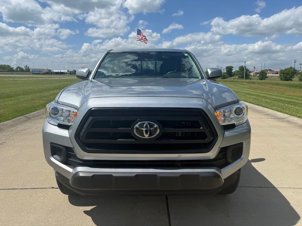 Used 2023 Toyota Tacoma SR AWD/4WD image 9
