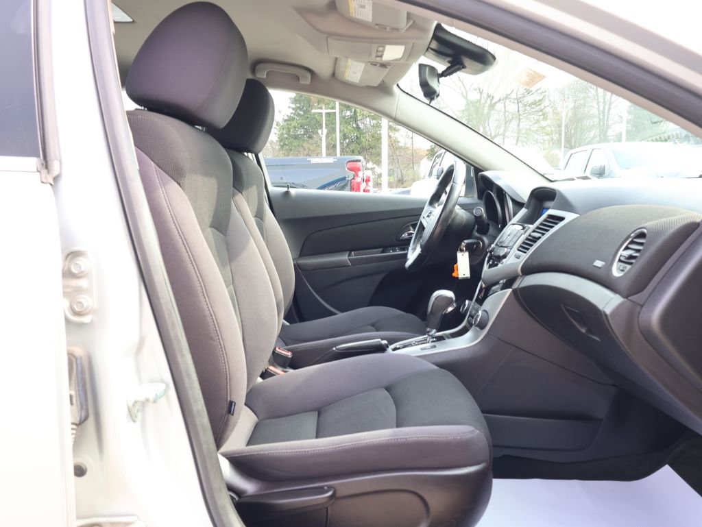 Certified 2014 Chevrolet Cruze LT image 28