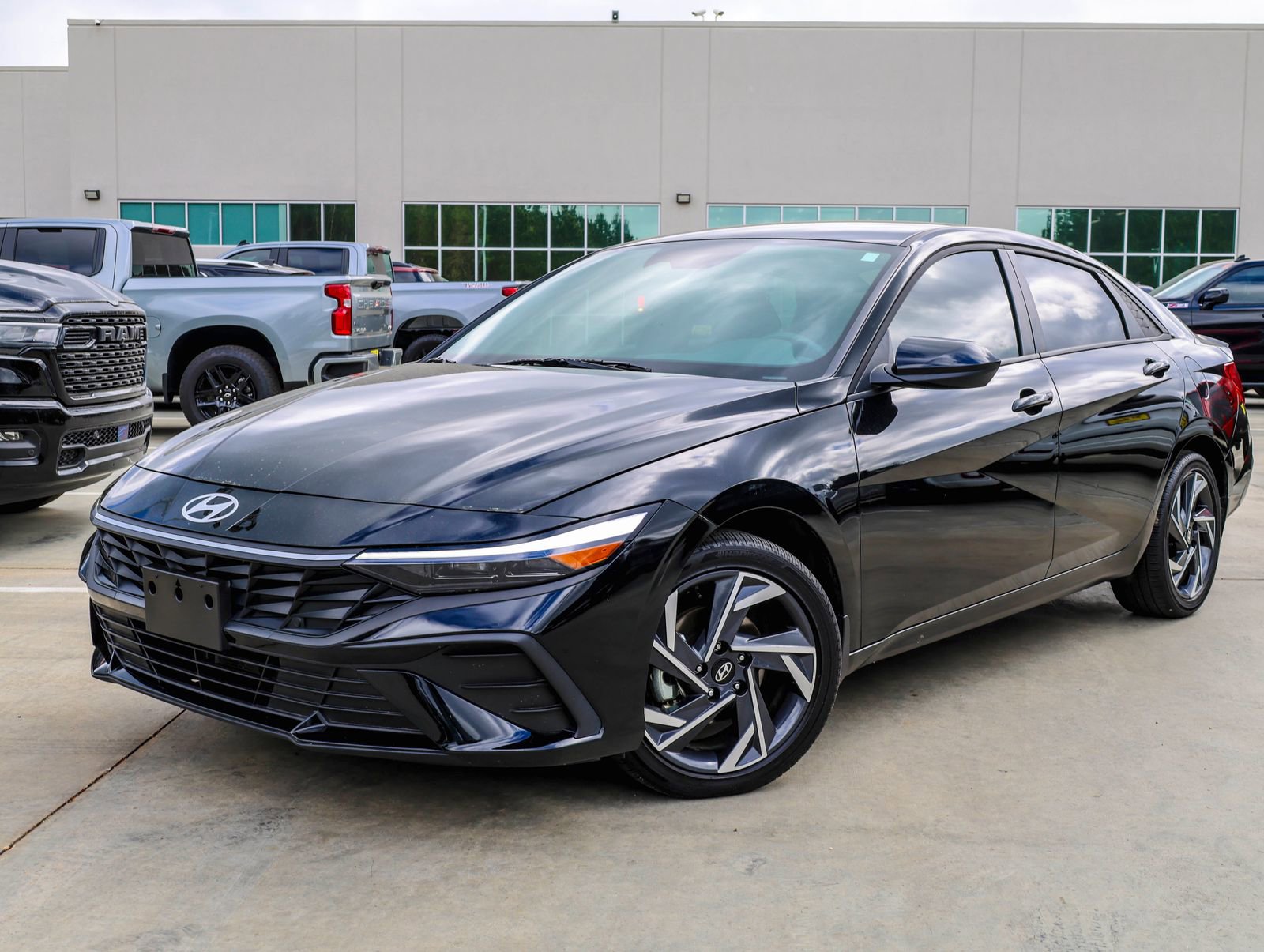 Used 2025 Hyundai Elantra SEL