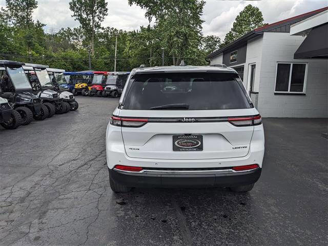 Used 2022 Jeep Grand Cherokee Limited image 4