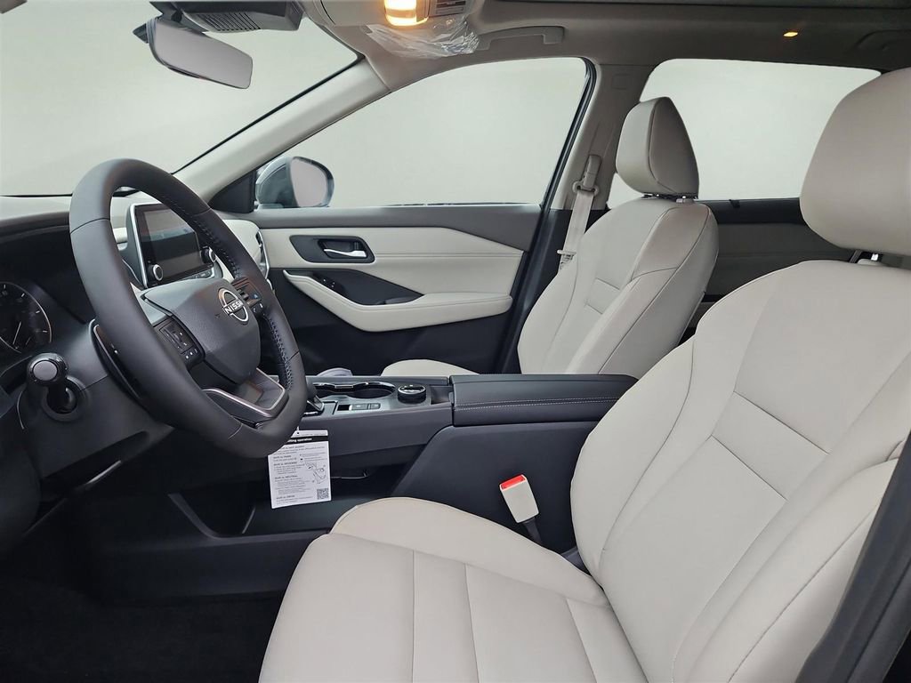 New 2026 Nissan Rogue SV w/ SV Premium Package image 18