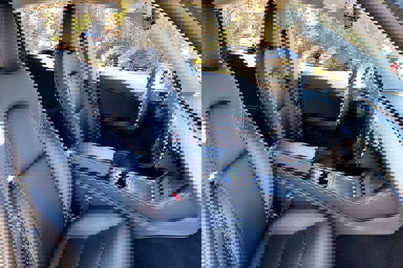 Used 2021 Tesla Model Y Performance image 9